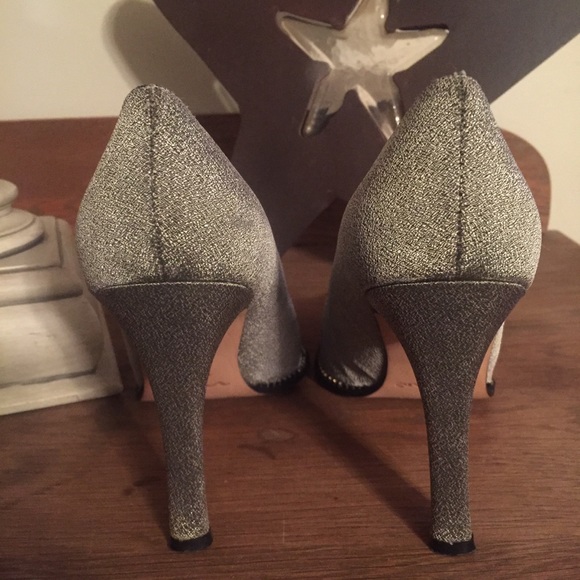 Nina heels, EUC - Picture 3 of 8